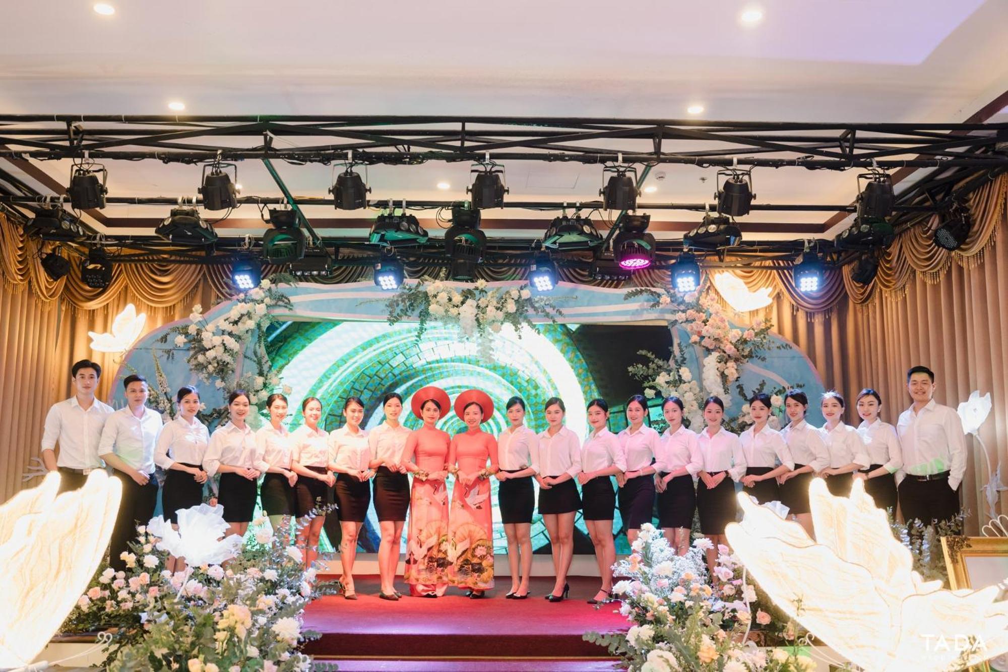 Готель Khach San Phuong Anh Hung Yen Екстер'єр фото
