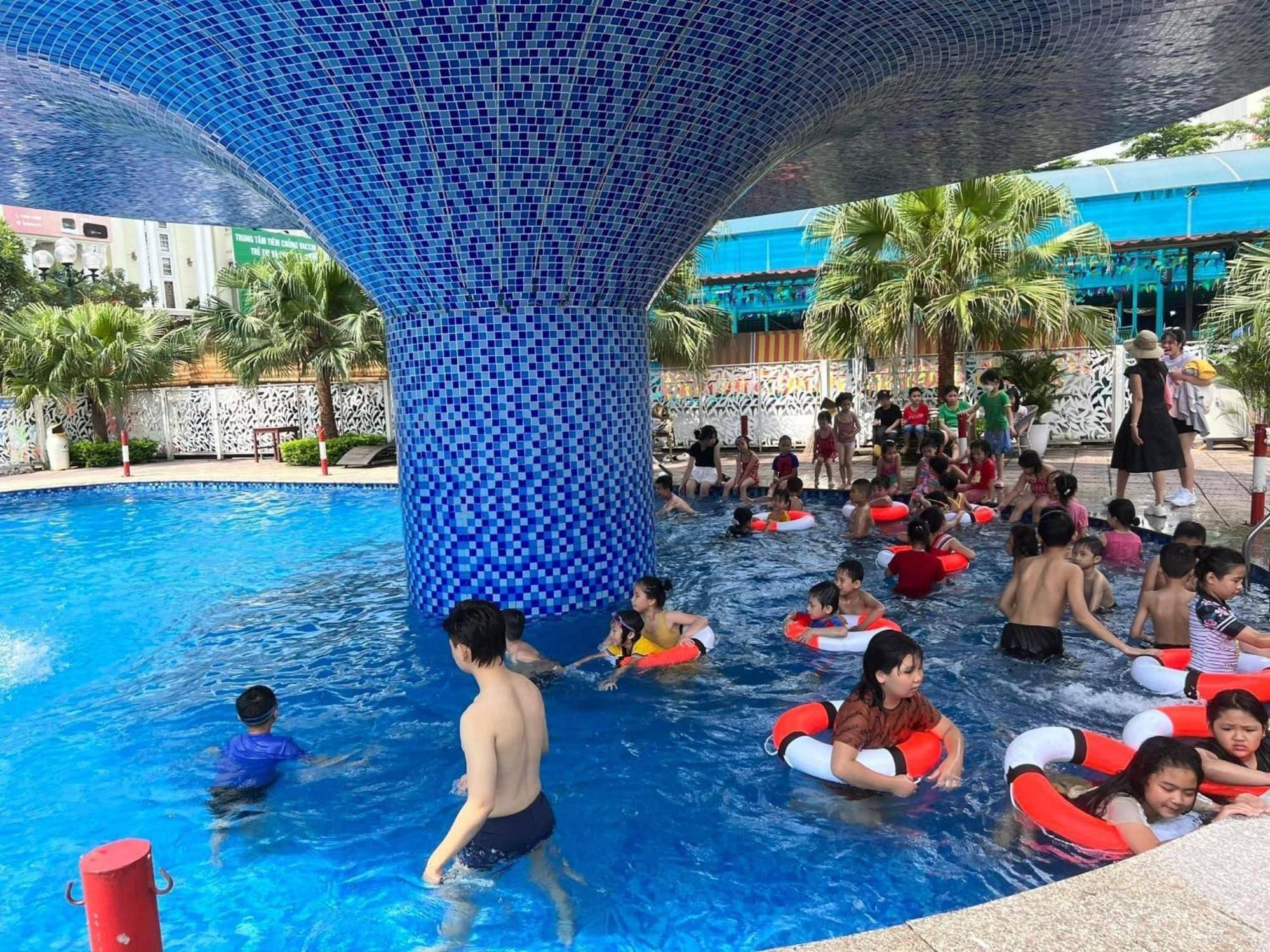Готель Khach San Phuong Anh Hung Yen Екстер'єр фото